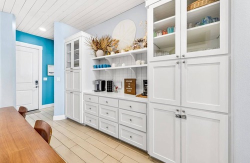 Cinnamon Shore Condo | Come stay with us at the Golden Hour! Spacious and relaxing 2 bed/2 bath cond