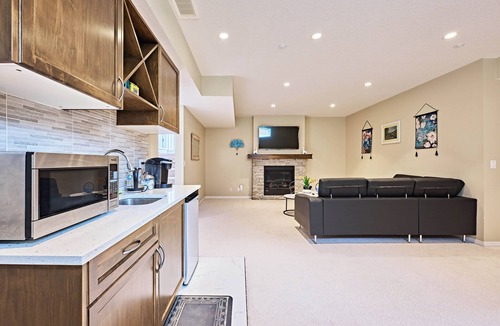 Valley Ridge House | come to Valley Ridge, Calgary’s closest community to Banff, Camore, and Cochrane
