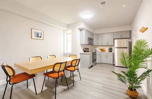 Passyunk Square Apartment | Come Together 3BED 4BATH