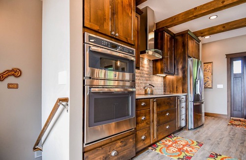 Frazee House | Come vacation on Long Lake in this beautiful home!