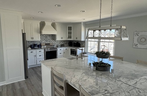 Heber Springs Apartment | Come visit Heber Springs and experience life on the Evans Mountaintop Farm!nnn