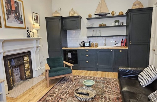 Stockbridge Apartment | Comely Bank Coorie Edinburgh