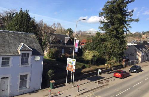 Crieff Bed & Breakfast | Comelybank Guesthouse