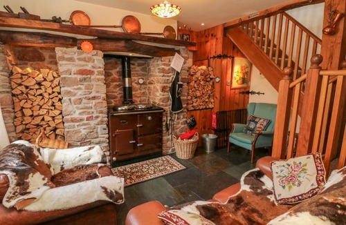 Combe Martin House | Comers