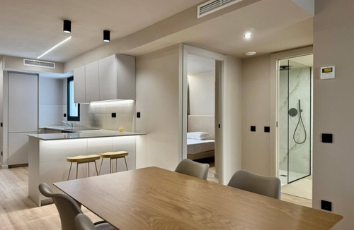 Santa Coloma de Gramenet Apartment | Comfortable and stylish apartment in the center