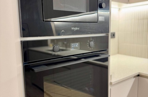 Santa Coloma de Gramenet Apartment | Comfortable and stylish apartment on First Floor.1A