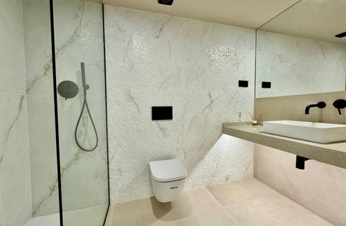 Santa Coloma de Gramenet Apartment | Comfortable and stylish apartment.2A