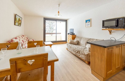 Montgellafrey Apartment | Comfortable studio at ski lift base, south balcony