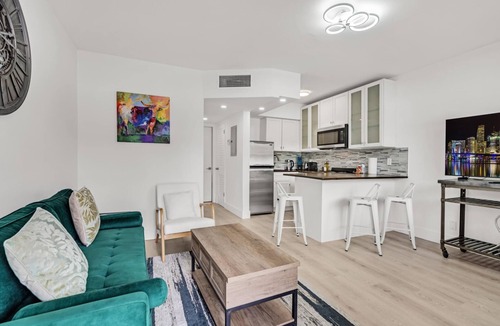 Croissant Park Condo | Comfort 1/1 in Fort Lauderdale