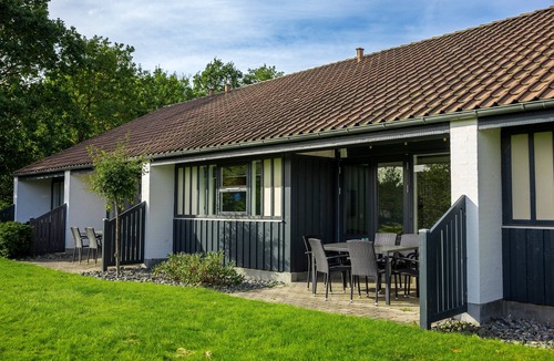 Gjern House | Comfort 4-person bungalow in the holiday park Landal Søhøjlandet