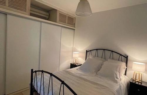 Les 3 Ponts Apartment | Comfort and authenticity 2 minutes from downtown