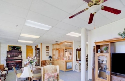 Drumright House | Comfort and Convenience! Free Parking Onsite, Pet-Friendly Property