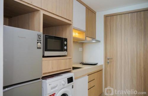 Pondok Aren Apartment | Comfort and Minimalist Studio at Embarcadero Bintaro Apartment By Travelio