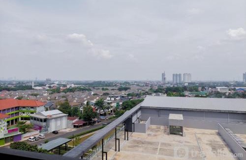 Pondok Aren Apartment | Comfort and Minimalist Studio at Embarcadero Bintaro Apartment By Travelio