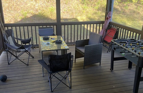 Hiram House | Comfort and Peaceful Room