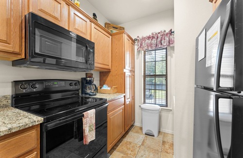 Branson West Condo | Comfort and Plenty of Space! This 3BD Unit will Feel Like Home Away from Home