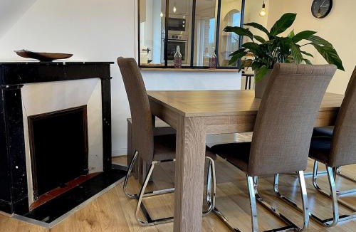 Montreuil Apartment | Comfort and Quiet Getaway by the Eure