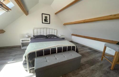 Montreuil Apartment | Comfort and Quiet Getaway by the Eure