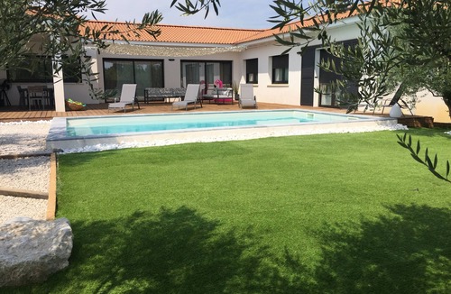 Montarnaud House | Comfort and serenity in the South of France