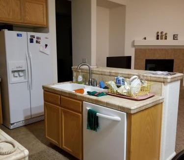 Vacaville House | Comfort and Style Queen bedroom