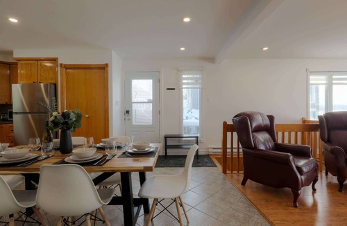 Beaulac-Garthby Ski Chalet | Comfort by the Aylmer Lake | Evasion du Douze59