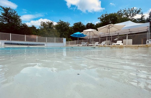 La Chapelle-Aubareil Ski Chalet | Comfort Chalet for 8-10 people, 4 beds, 4 baths