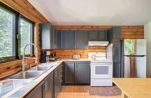 Notre-Dame-de-la-Merci Ski Chalet | Comfort & Nature with Sauna & Spa | Karibu