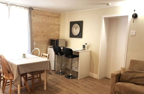 Ste Anne de Beaupre Apartment | Comfort Apartment 13