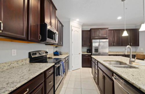 Sanford House | Comfort & Charm in Central Florida