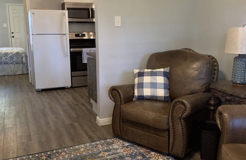 Magnolia House | Comfort & Charm - Long Term Stays Considered.