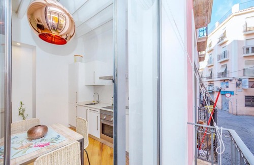 Barri Vell - Santa Creu Apartment | Comfort City Center Apartment