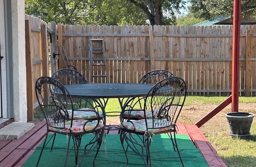San Angelo House | COMFORT & Close to Everything