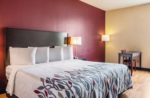 Dumas House | Comfort & Convenience! Pool, Pets Allowed, Near Window on the Plains Museum!