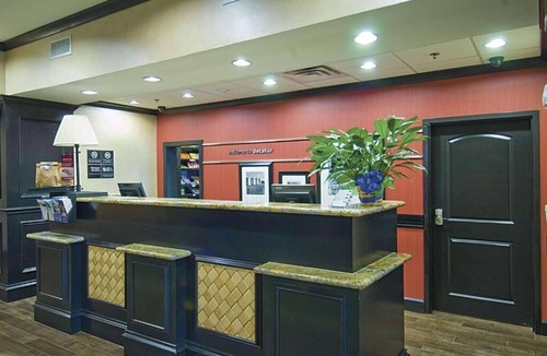 Decatur Hotel | Comfort & Convenience: Your Decatur Gateway with Free Breakfast & Pool