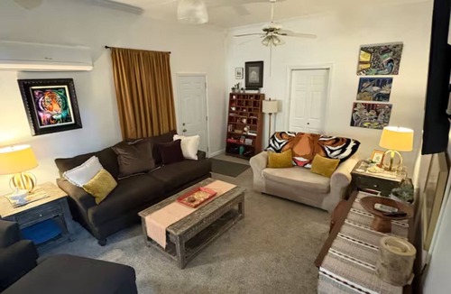 Vicksburg House | Comfort Cottage of Historic Vicksburg