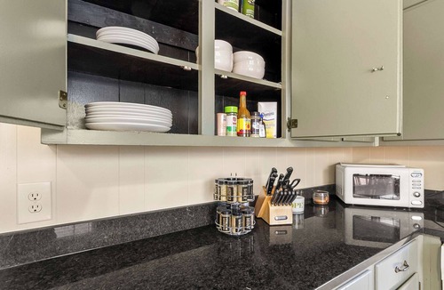 Northport House | Comfort Cottage