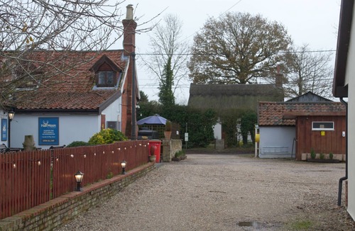 Diss Bed & Breakfast | Comfort Double Room at The Half Moon Inn