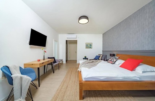 Catrnja Bed & Breakfast | Comfort Double Room with Terrace Room #3
