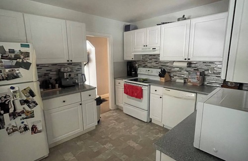 Peterborough House | Comfort First Home, Cozy, Quiet, Fully Equipped