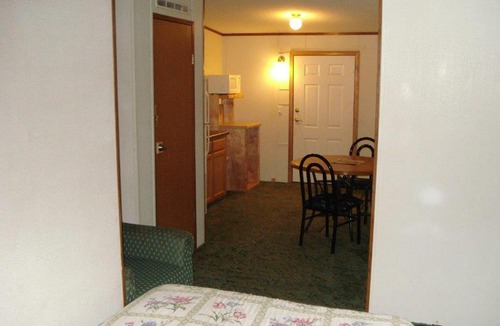 Thayer Hotel | Comfort Green Motel