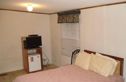 Thayer Hotel | Comfort Green Motel