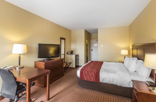 St. John's Hotel | Comfort Hotel Airport