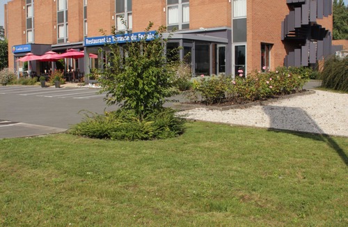 Tourcoing Hotel | Comfort Hotel Lille l'Union