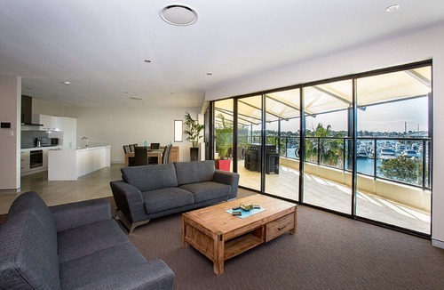 Cleveland Hotel | Comfort Hotel Pacific Cleveland