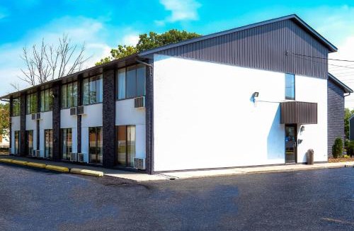 Cannifton Hotel | Comfort Inn Belleville