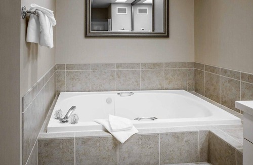 Guide Meridian Hotel | Comfort Inn Bellingham