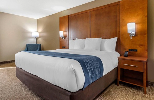 Crestline Heights Hotel | Comfort Inn Birmingham - Irondale