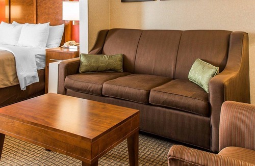 Neponset - Port Norfolk Hotel | Comfort Inn Boston