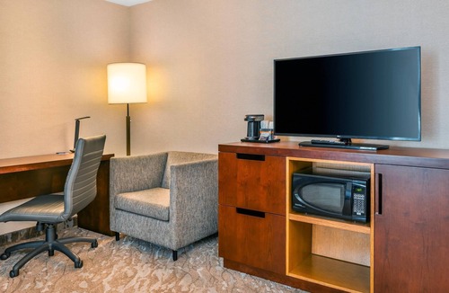 Boucherville Hotel | Comfort Inn Boucherville