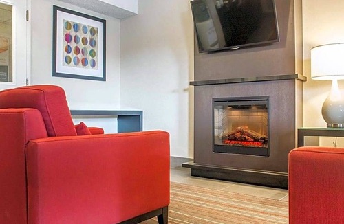 Brantford Hotel | Comfort Inn Brantford